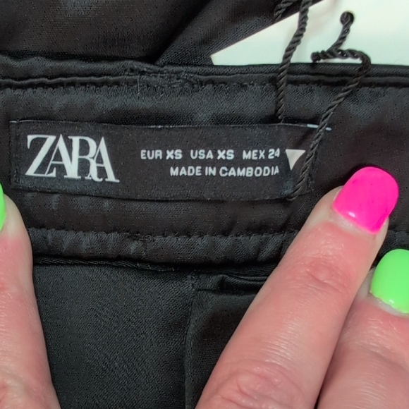 Zara Black Wide Leg  Cargo Pants. NWT. X-Small - Picture 9 of 9